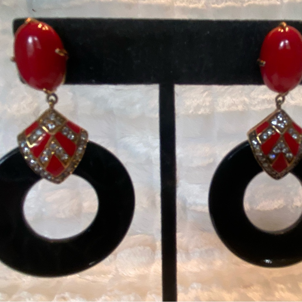 Elegant Red and Black Dangle Earrings
